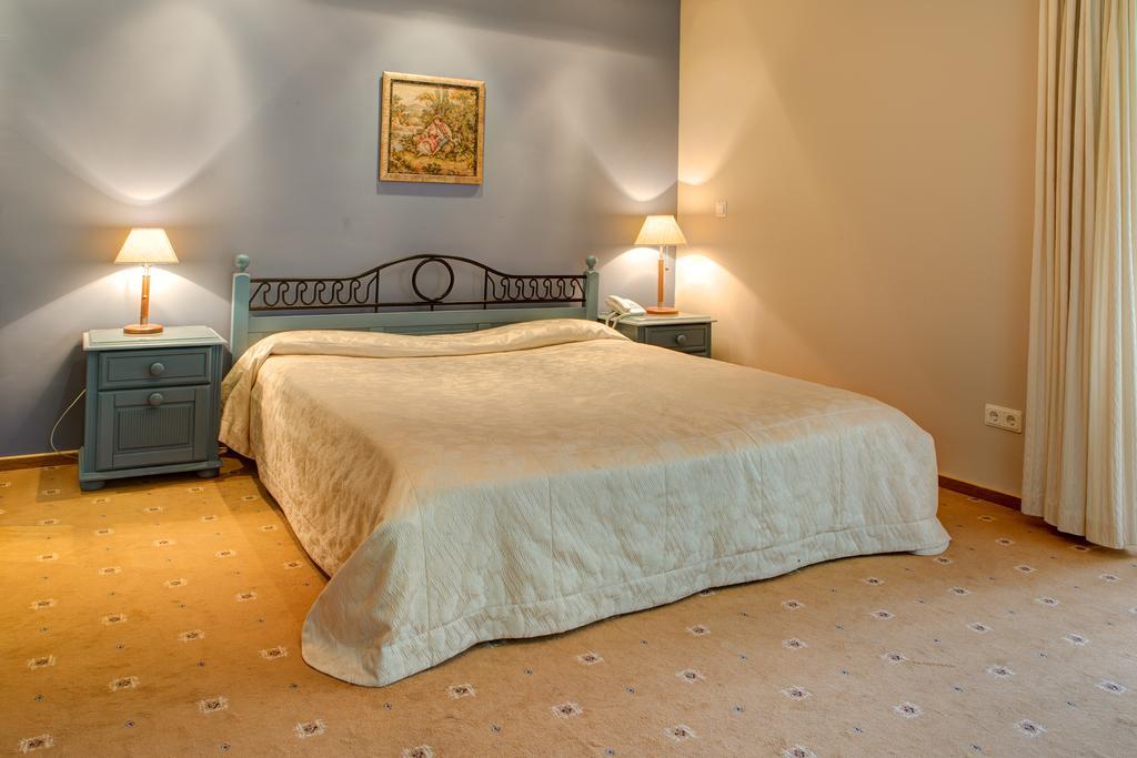 Hotel Sonata Birstonas Ngoại thất bức ảnh